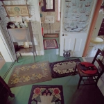 Hallway/Kitchen/Bathroom